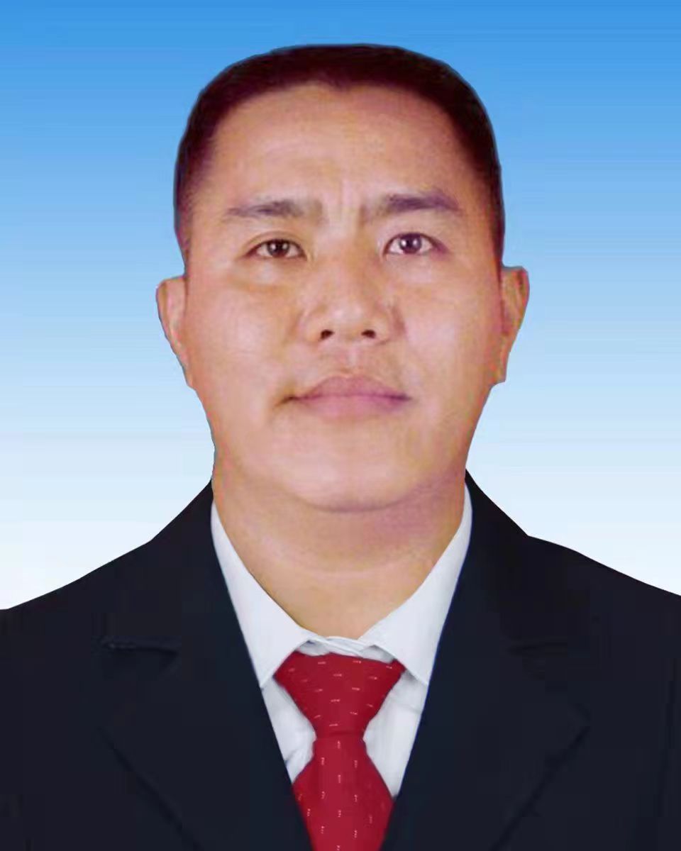 林中权常委工作证照片.jpg
